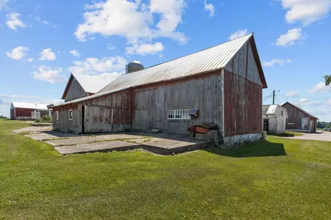 Exterior - n5964 Division Road, Cecil, WI 54111 photo 17 of 22