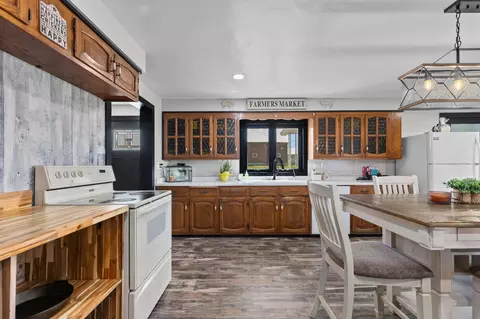 Kitchen - n5964 Division Road, Cecil, WI 54111 photo 2 of 5