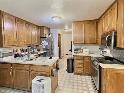 Kitchen - w3181 Westowne Court, Appleton, WI 54915 photo 3 of 4
