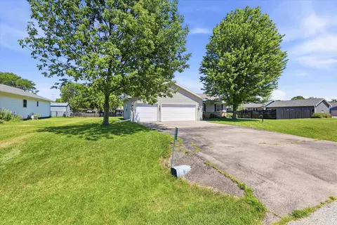 Exterior - w5982 Hearthstone Drive, Appleton, WI 54915 photo 6 of 6