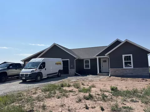 2951 Winnipeg St, Menasha, WI 54952