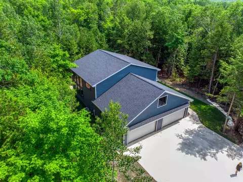 Exterior - 6892 Bay Shore Dr, Egg Harbor, WI 54209 photo 5 of 5
