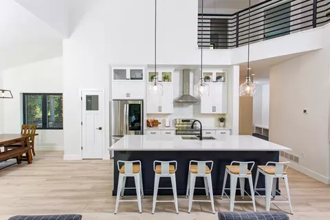Kitchen - 6892 Bay Shore Dr, Egg Harbor, WI 54209 photo 2 of 12