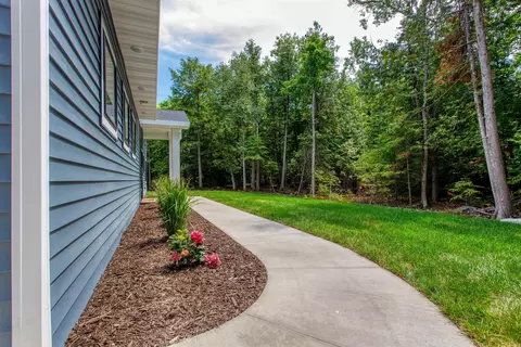 Exterior - 6892 Bay Shore Dr, Egg Harbor, WI 54209 photo 3 of 5