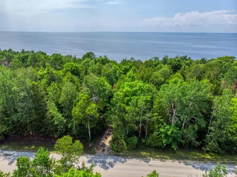 View/Area - 6892 Bay Shore Dr, Egg Harbor, WI 54209 photo 1 of 1