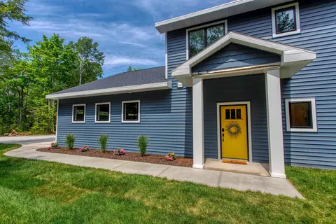Exterior - 6892 Bay Shore Dr, Egg Harbor, WI 54209 photo 4 of 5