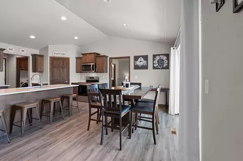 Dining - 130 Golf Course Dr, Wrightstown, WI 54180 photo 3 of 4