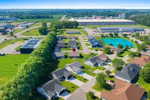 View/Area - 130 Golf Course Dr, Wrightstown, WI 54180 photo 2 of 7