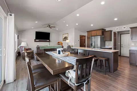 Dining - 130 Golf Course Dr, Wrightstown, WI 54180 photo 4 of 4