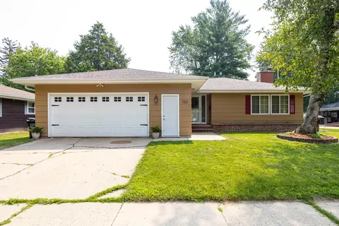 Exterior - 150 S Lee St, Appleton, WI 54915 photo 2 of 10