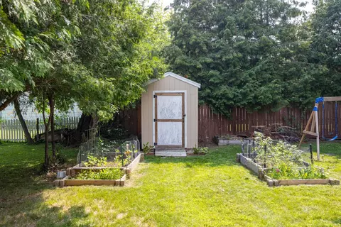 Exterior - 150 S Lee St, Appleton, WI 54915 photo 10 of 10