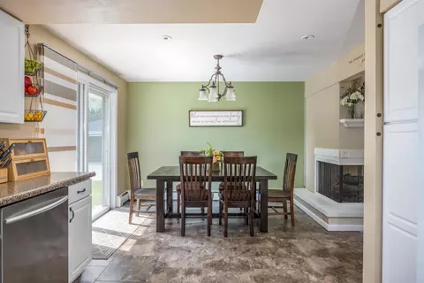 Dining - 150 S Lee St, Appleton, WI 54915 photo 2 of 2