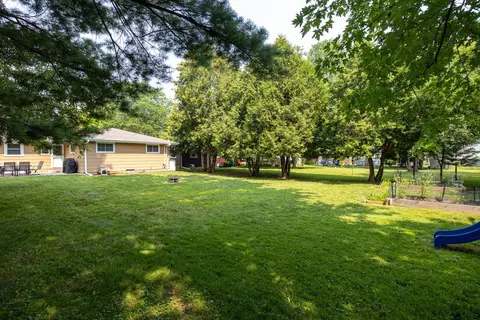 Exterior - 150 S Lee St, Appleton, WI 54915 photo 6 of 10