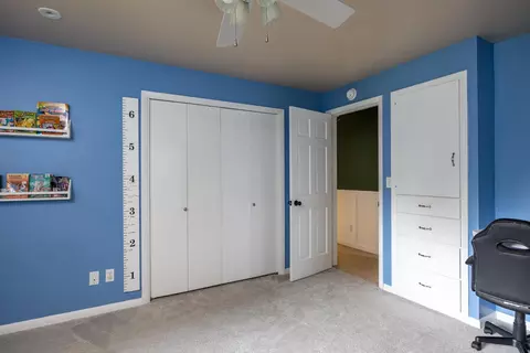 Bedroom - 150 S Lee St, Appleton, WI 54915 photo 3 of 5