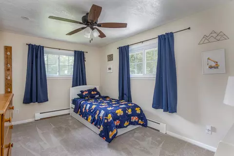 Bedroom - 150 S Lee St, Appleton, WI 54915 photo 4 of 5