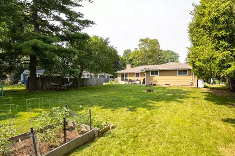 Exterior - 150 S Lee St, Appleton, WI 54915 photo 5 of 10