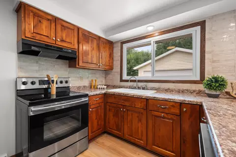 Kitchen - 224 S Telulah Ave, Appleton, WI 54915 photo 2 of 4