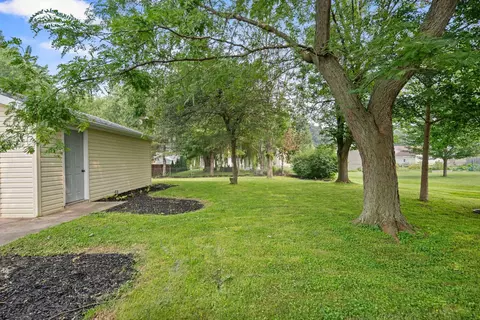 Exterior - 224 S Telulah Ave, Appleton, WI 54915 photo 7 of 11