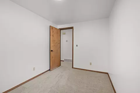 Bedroom - 224 S Telulah Ave, Appleton, WI 54915 photo 3 of 10