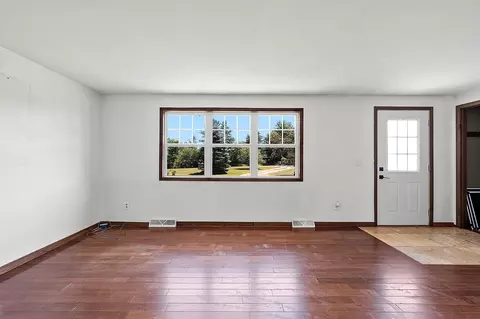 Living - w11639 West Town Hall Road, Gresham, WI 54128 photo 3 of 3