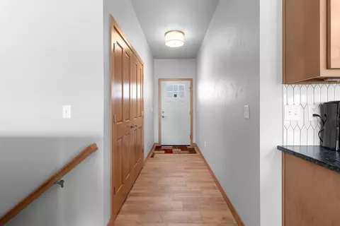 Entry Way - 5042 Milkweed Trl, Appleton, WI 54913 photo 2 of 2