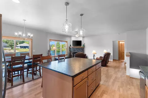 Kitchen - 5042 Milkweed Trl, Appleton, WI 54913 photo 3 of 6