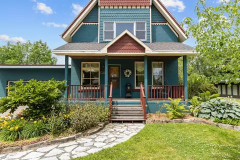 Exterior - 2309 N Oneida St, Appleton, WI 54911 photo 2 of 28