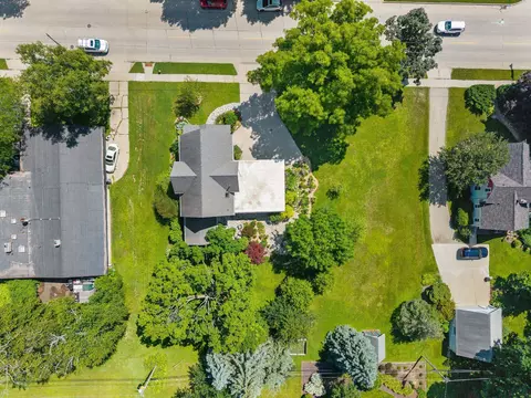 View/Area - 2309 N Oneida St, Appleton, WI 54911 photo 1 of 7