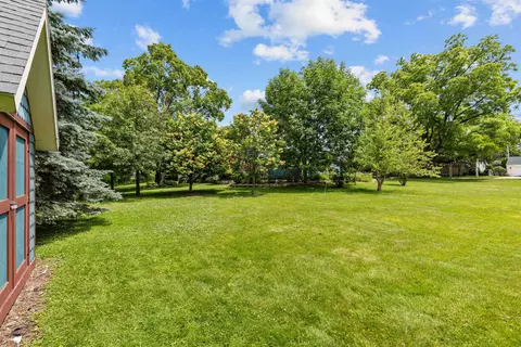 Exterior - 2309 N Oneida St, Appleton, WI 54911 photo 24 of 28