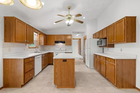 Kitchen - n162 Hopfensperger Road, Appleton, WI 54915 photo 3 of 6