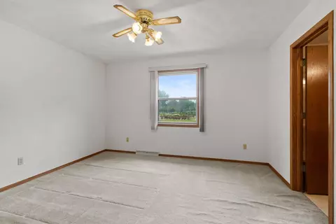 Bedroom - n162 Hopfensperger Road, Appleton, WI 54915 photo 3 of 5