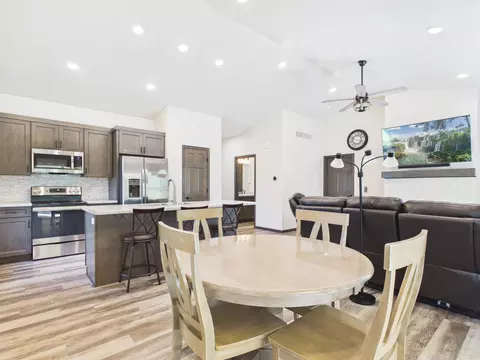 Dining - 3196 W Ryegrass Dr, Appleton, WI 54913 photo 1 of 1