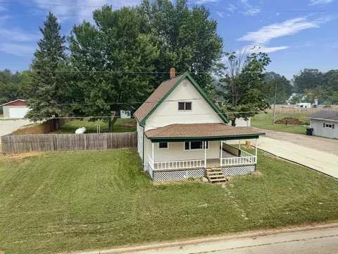 n4810 County Road B, New London, WI 54961