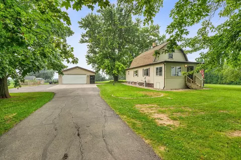 n5403 County Road W, New London, WI 54961