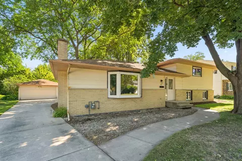 155 Woodward St, Fond Du Lac, WI 54935