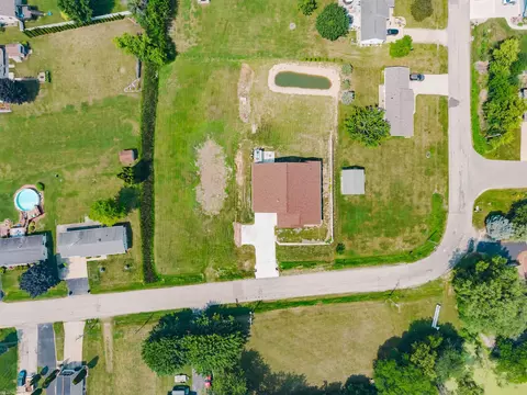 661 E River Dr, Omro, WI 54963 photo 6
