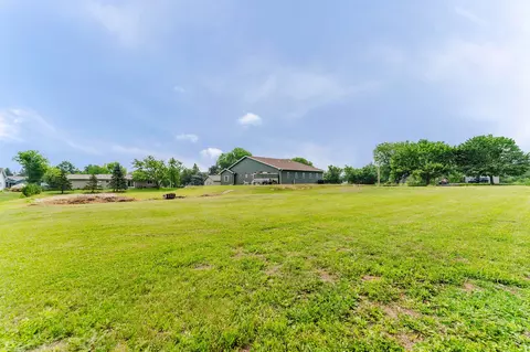 661 E River Dr, Omro, WI 54963 photo 67