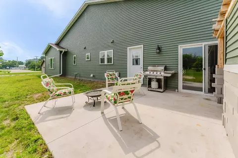 661 E River Dr, Omro, WI 54963 photo 74