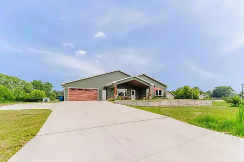 661 E River Dr, Omro, WI 54963 photo 64