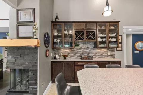 Kitchen - w3895 Highview Drive, Appleton, WI 54913 photo 4 of 5