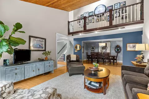 Living - w3895 Highview Drive, Appleton, WI 54913 photo 4 of 5