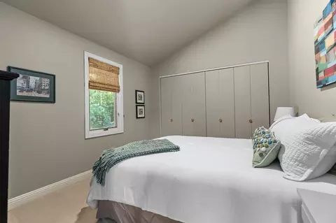 Bedroom - w3895 Highview Drive, Appleton, WI 54913 photo 4 of 7