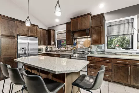 Kitchen - w3895 Highview Drive, Appleton, WI 54913 photo 2 of 5