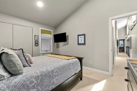 Bedroom - w3895 Highview Drive, Appleton, WI 54913 photo 6 of 7