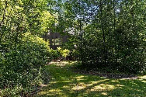 Exterior - w3895 Highview Drive, Appleton, WI 54913 photo 11 of 18