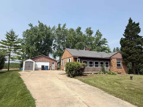 n2591 Meade Street, Appleton, WI 54913 photo 2
