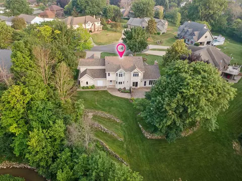 View/Area - w2880 Oakridge Drive, Appleton, WI 54915 photo 1 of 3