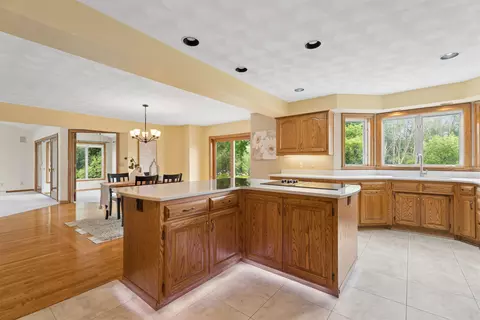 Kitchen - w2880 Oakridge Drive, Appleton, WI 54915 photo 4 of 4
