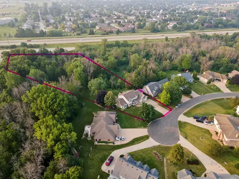 View/Area - w2880 Oakridge Drive, Appleton, WI 54915 photo 3 of 3