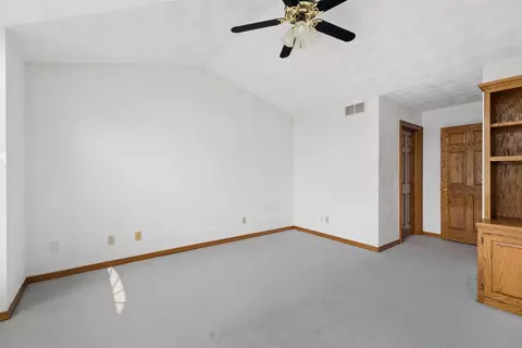 Bedroom - w2880 Oakridge Drive, Appleton, WI 54915 photo 3 of 6